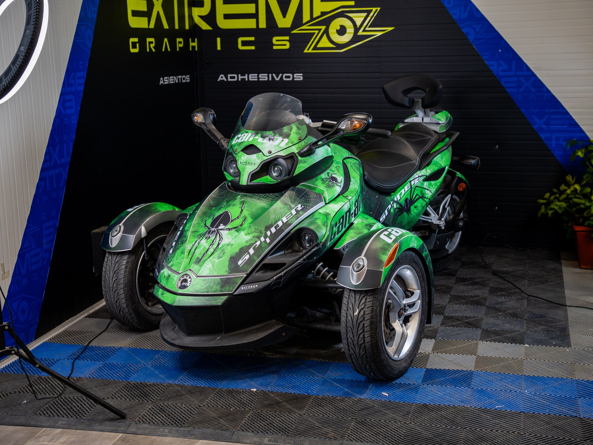 Can Am Spyder Graphic Template (Download)